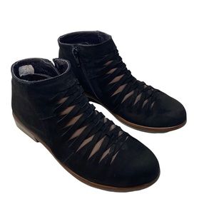 Naot Women Ankle Boots EU 36 US 5.5 Zipper Comfort Leveche Black Nubuck Bootie